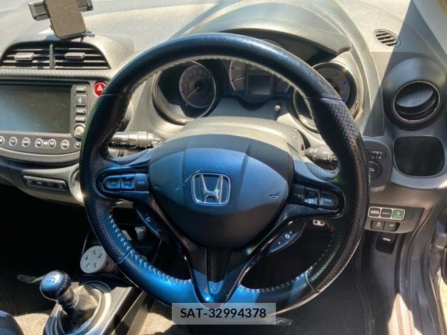 Honda FIT HYBRID 2012-07 8073777-13