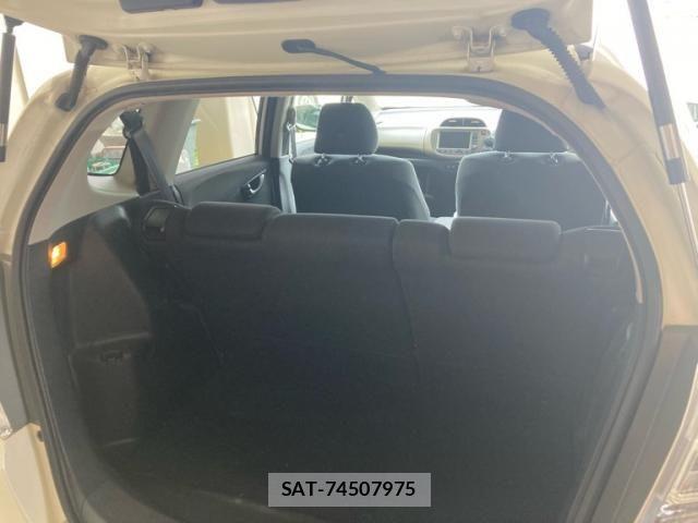 Honda FIT HYBRID 2011-10 8073775-14