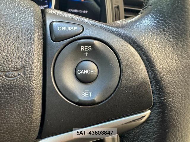 Honda FIT HYBRID 2017-01 8099167-13