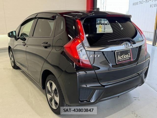 Honda FIT HYBRID 2017-01 8099167-3