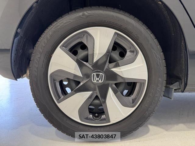 Honda FIT HYBRID 2017-01 8099167-7