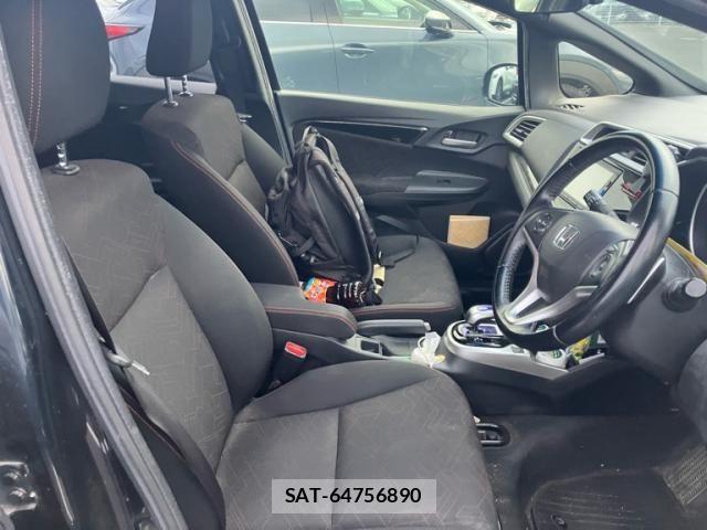 Honda FIT HYBRID 2016-02 8099172-13