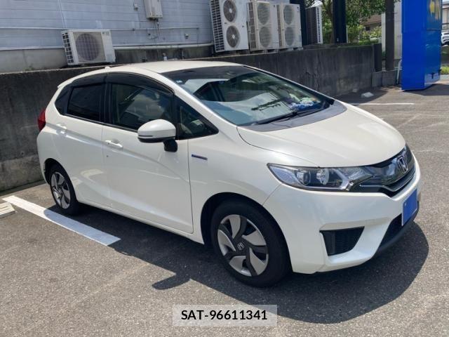 Honda FIT HYBRID 2015-06 8099171-2