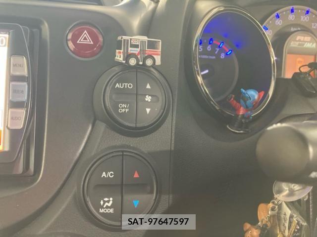 Honda FIT HYBRID 2013-03 8099174-15