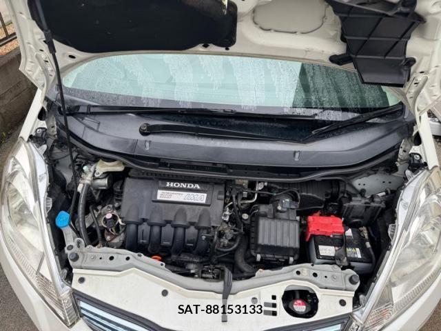 Honda FIT HYBRID 2011-08 8130167-5
