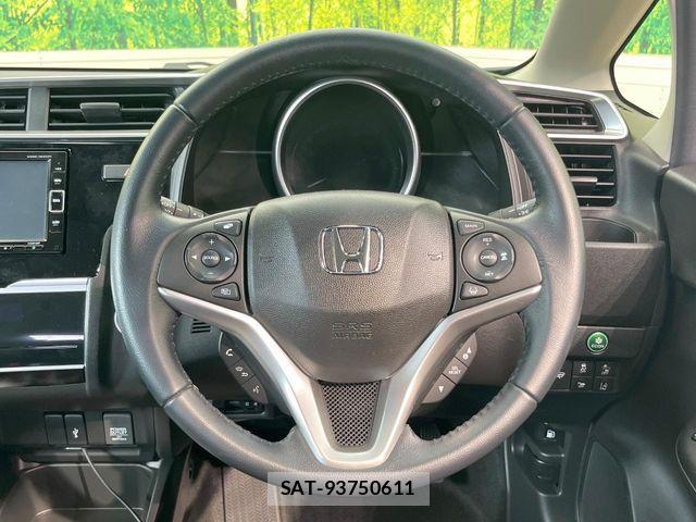 Honda FIT HYBRID 2018-12 8130139-10