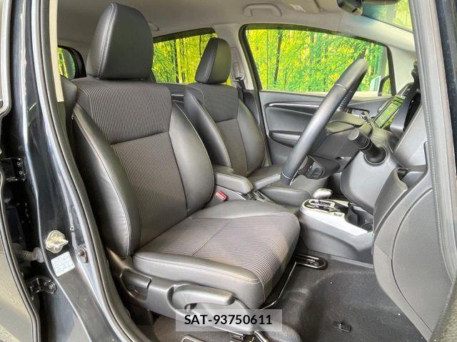 Honda FIT HYBRID 2018-12 8130139-7