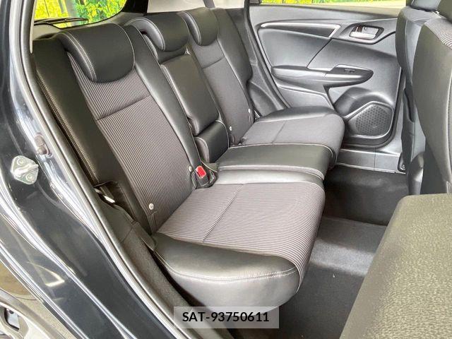 Honda FIT HYBRID 2018-12 8130139-8