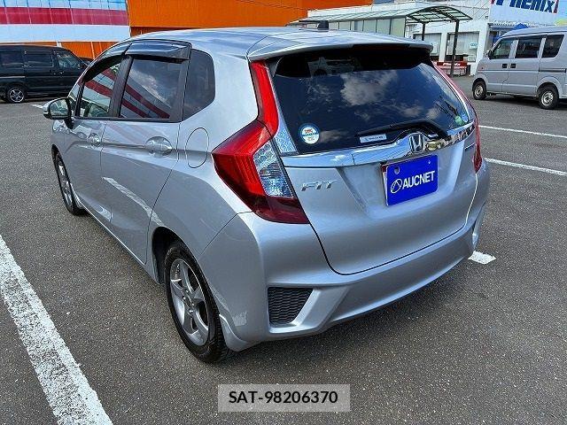 Honda FIT HYBRID 2014-04 8130149-2