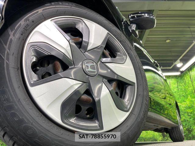Honda FIT HYBRID 2018-01 8145817-12