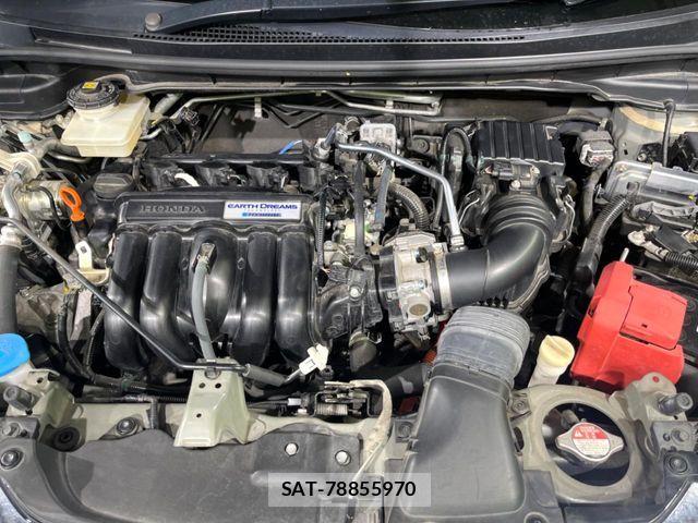 Honda FIT HYBRID 2018-01 8145817-17