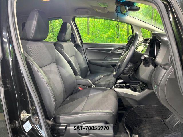 Honda FIT HYBRID 2018-01 8145817-7