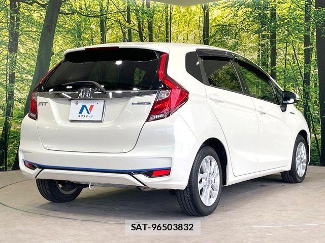 Honda FIT HYBRID 2017-11 8145815-16