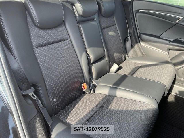 Honda FIT HYBRID 2016-07 8207525-9