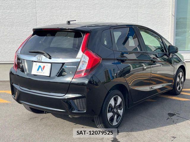 Honda FIT HYBRID 2016-07 8207525-16
