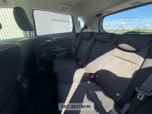 Honda FIT HYBRID 2018-03 8207523-14