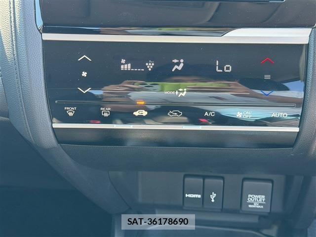 Honda FIT HYBRID 2018-03 8207523-29