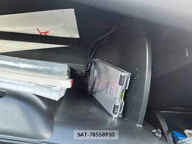 Honda FIT HYBRID 2014-01 8230027-24