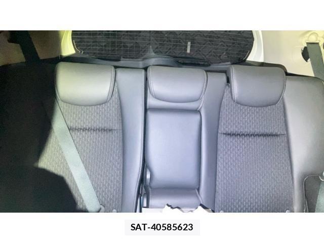 Honda FIT HYBRID 2015-09 8230026-12