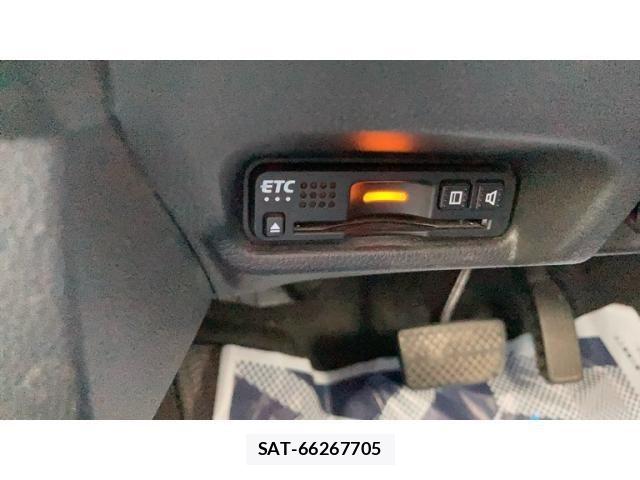 Honda FIT HYBRID 2018-04 8230021-28