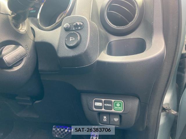 Honda FIT HYBRID 2012-07 8230028-19