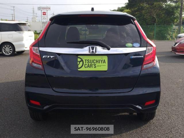 Honda FIT HYBRID 2017-11 8230016-9