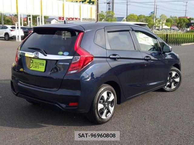 Honda FIT HYBRID 2017-11 8230016-1