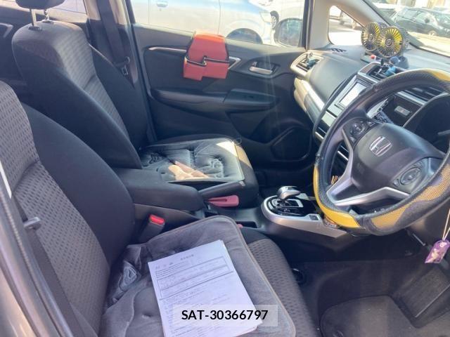 Honda FIT HYBRID 2018-09 8230023-10