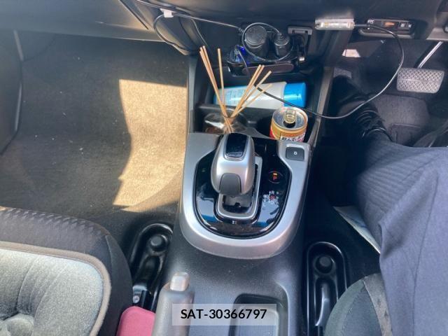 Honda FIT HYBRID 2018-09 8230023-23