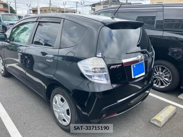 Honda FIT HYBRID 2011-06 8245210-3