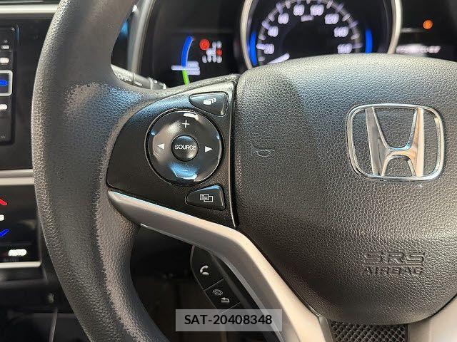 Honda FIT HYBRID 2018-03 8245204-16