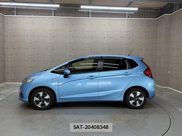 Honda FIT HYBRID 2018-03 8245204-6