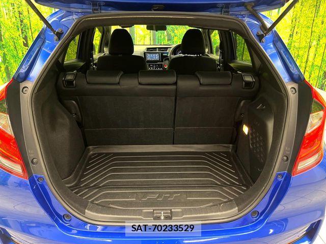 Honda FIT HYBRID 2017-09 8245203-10