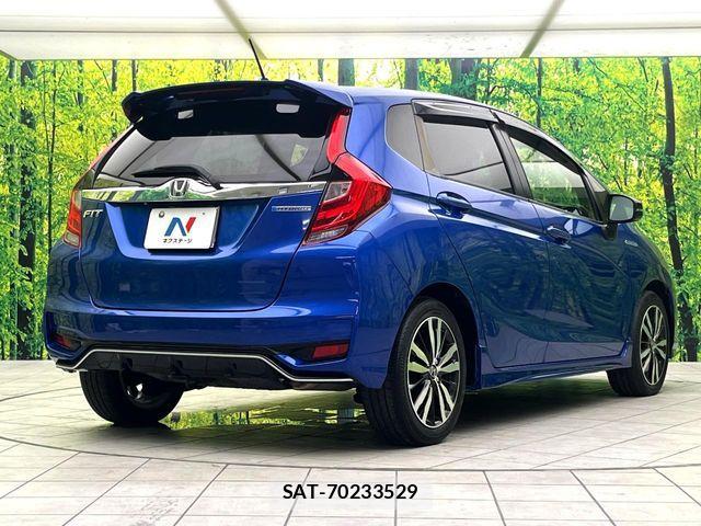 Honda FIT HYBRID 2017-09 8245203-17