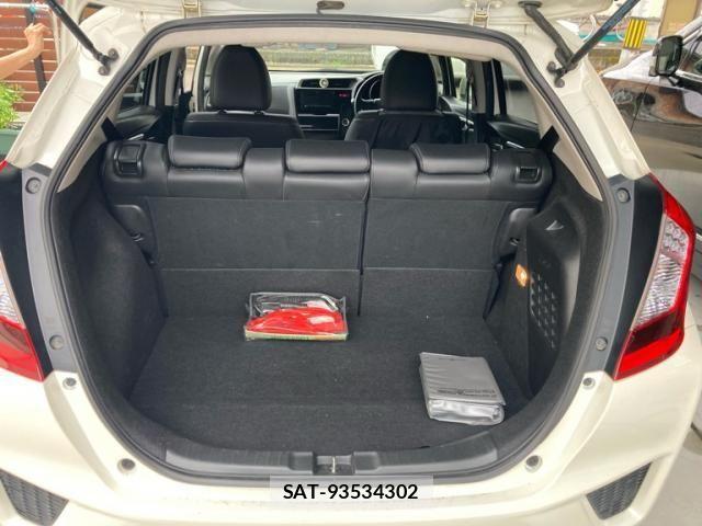 Honda FIT HYBRID 2014-03 8245208-21