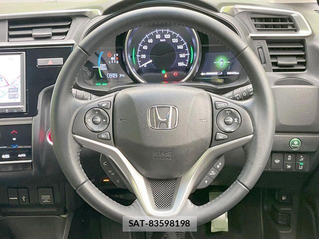 Honda FIT HYBRID 2018-10 8245202-10