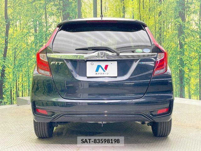 Honda FIT HYBRID 2018-10 8245202-14