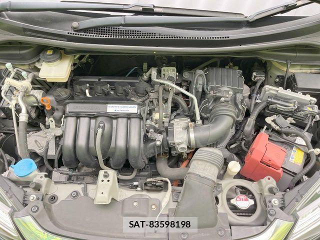 Honda FIT HYBRID 2018-10 8245202-17