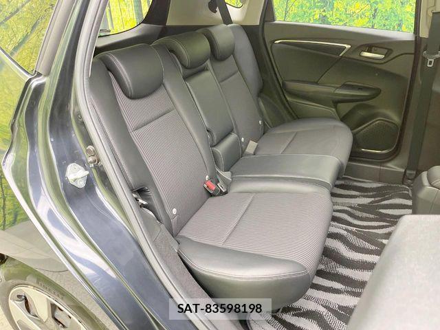 Honda FIT HYBRID 2018-10 8245202-8