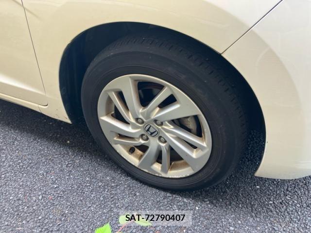 Honda FIT HYBRID 2014-01 8245207-10