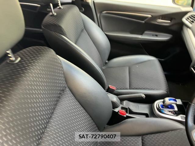 Honda FIT HYBRID 2014-01 8245207-14