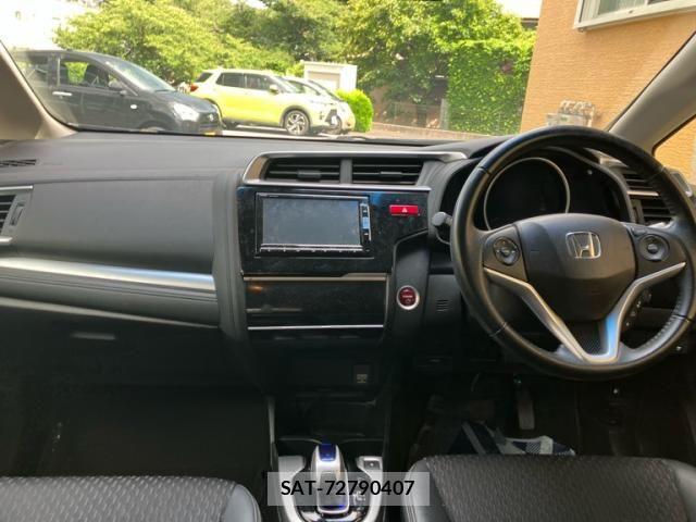 Honda FIT HYBRID 2014-01 8245207-16