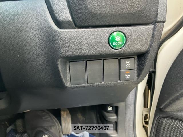 Honda FIT HYBRID 2014-01 8245207-17