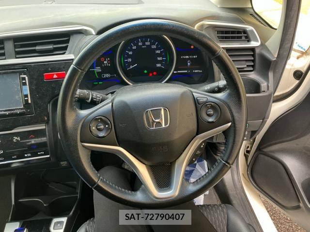 Honda FIT HYBRID 2014-01 8245207-18