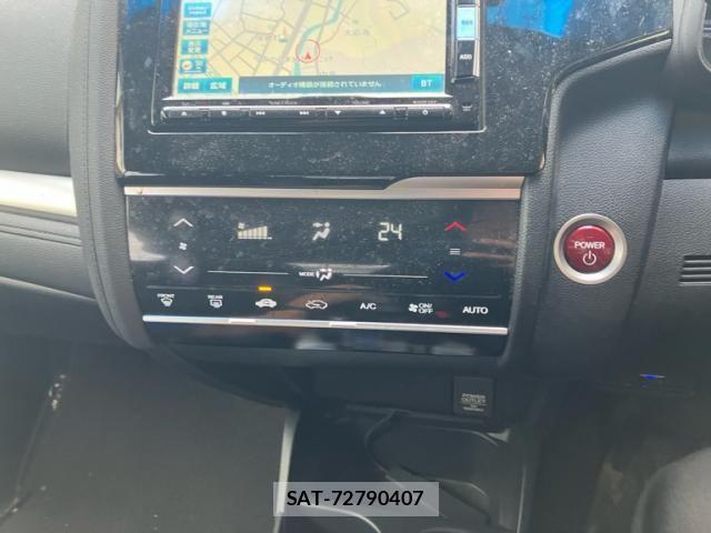 Honda FIT HYBRID 2014-01 8245207-20