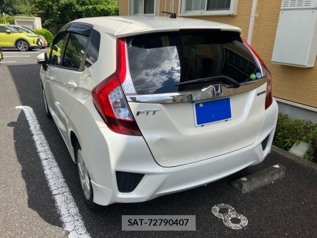 Honda FIT HYBRID 2014-01 8245207-4