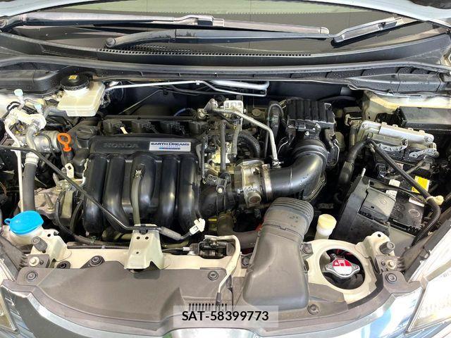 Honda FIT HYBRID 2014-03 8245205-17