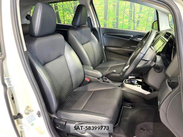 Honda FIT HYBRID 2014-03 8245205-7