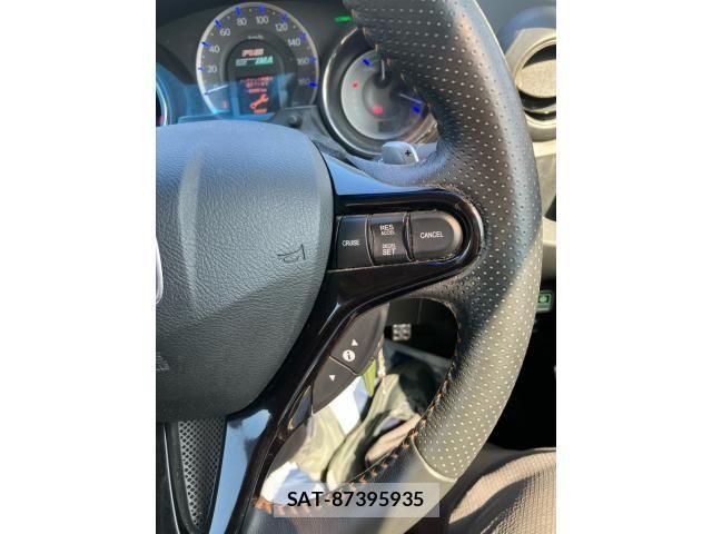 Honda FIT HYBRID 2013-08 8245209-15