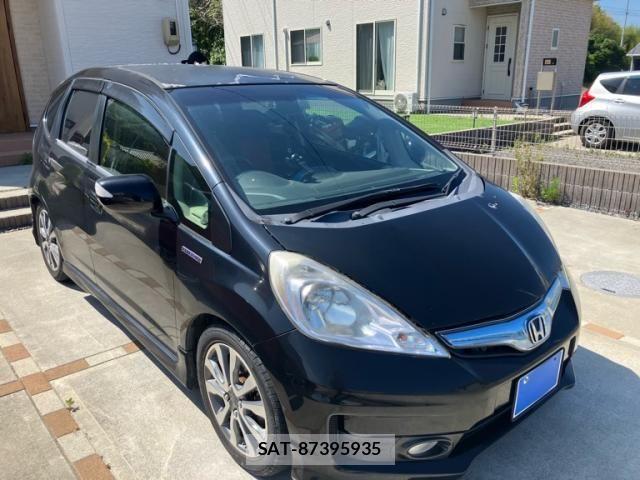 Honda FIT HYBRID 2013-08 8245209-2